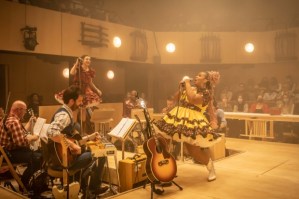 <em>Oklahoma!</em> at the Young Vic – review