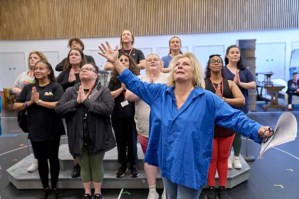 See the <em>Sister Act</em> cast in rehearsals ahead of London revival