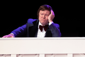 ”Les Dawson: Flying High” at Assembly George Square – Edinburgh Fringe review
