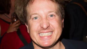 Cory English to play Doc Brown in ”Back to the Future” in the West End