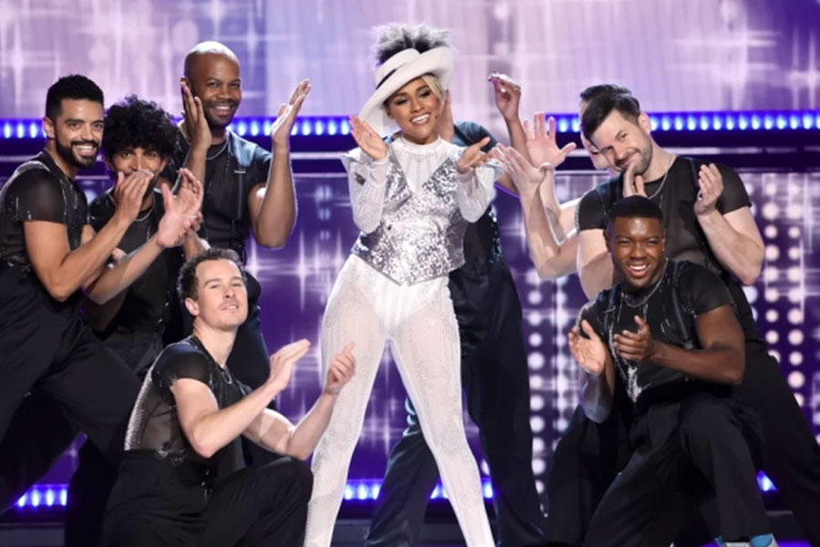 Ariana DeBose and dancers during the 2022 Tony Awards