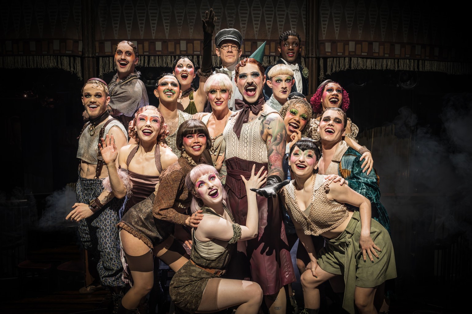 Cabaret HALL and WILLIS PROD 00654 copy