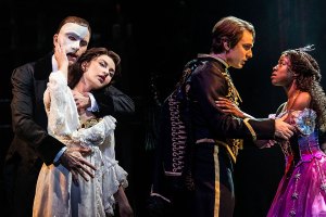 <em>The Phantom of the Opera&nbsp;</em>extends West End run and releases new images