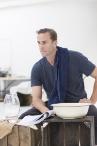 Exclusive: Joseph Fiennes and cast rehearse <em>Ross</em>