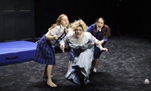 Review: <em>Picnic at Hanging Rock</em> (Royal Lyceum Theatre, Edinburgh)