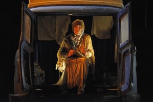 Review: <em>The Lady in the Van</em> (Theatre Royal Bath)