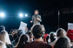 Review: <em>Julius Caesar</em> (Bridge Theatre)