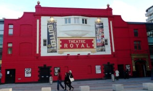 <em>Equus</em> revival to feature in new English Touring Theatre season