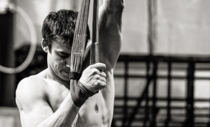 Cirque du Soleil star dies following onstage fall