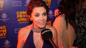<em>Come From Away</em> cast and their real-life counterparts at the West End opening night