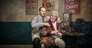 Julian Clary and Matthew Kelly to star in UK tour of <em>The Dresser</em>