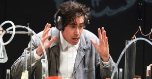 <em>The Man in the White Suit</em> to close early in the West End
