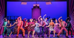 <em>Hairspray</em> UK and Ireland tour postpones 2020 tour dates