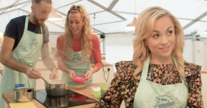 Sophie Isaacs and Jodie Steele have a baking battle with WOSA Cookin' ahead of WhatsOnStage Awards