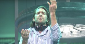 Watch Jake Gyllenhaal sing "Defying Gravity" in SNL musical parody