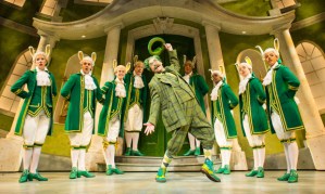 Eight theatre things to do as a family during lockdowns