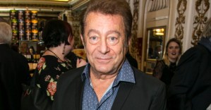 Composer Jeff Wayne: Government's treatment of freelancers is 'absolutely shameful'