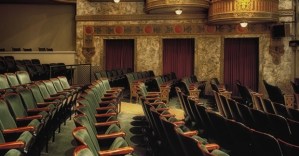 Planned easing of restrictions in English theatres to be delayed