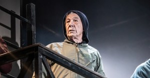 <em>Hamlet</em> with Ian McKellen at Theatre Royal Windsor – review