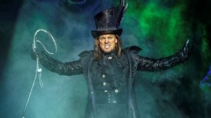 <em>Goldilocks and the Three Bears</em> at Birmingham Hippodrome review – full of exuberance and laughter