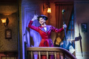 <em>Mary Poppins</em> extends West End run