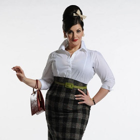 Jodie Prenger stars in <em>Calamity Jane</em> at Watermill