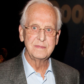 Michael Blakemore wins Sheridan Morley Prize for National Theatre memoir