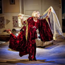 Blithe Spirit (Theatre Royal)