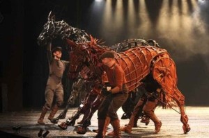 <em>War Horse</em> to return to the National Theatre to mark Armistice Day centenary year