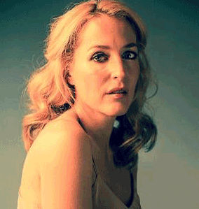 Gillian Anderson-led <em>Streetcar Named Desire</em> extends at Young Vic