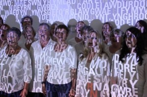 Phoenix Dance Theatre join Choir to <em>Honour</em> WW1 on Salford Quays, 2 August