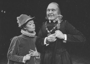 West End lights to dim for Donald Sinden