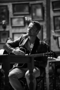 First look at Ronan Keating rehearsing <em>Once</em>