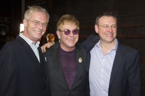 Elton John celebrates <em>Billy Elliot</em>'s 10th anniversary