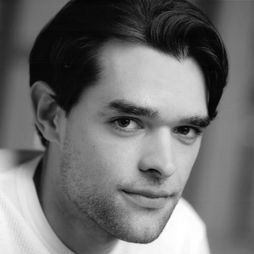 What's in my dressing room? – Chris Peluso