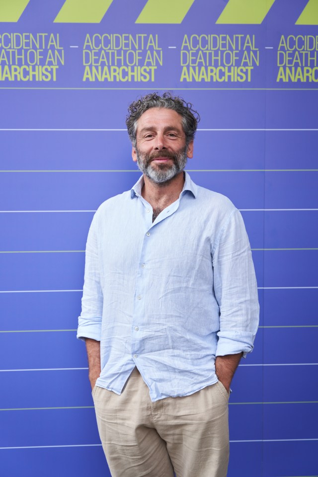 Elliot Levey Elliot Levey