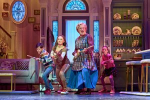 Mrs Doubtfire musical extends West End run into 2025