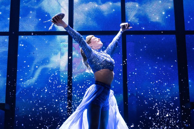 Cinderella dances in the snow