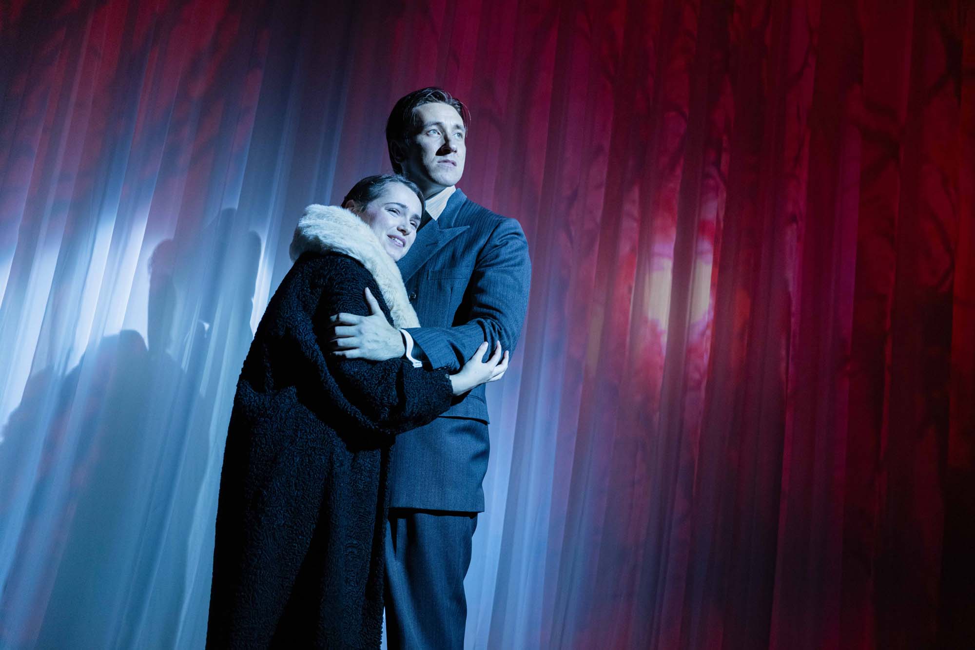 Rebecca 3 Lauren Jones (I) and Richard Carson (Maxim de Winter) Photo Mark Senior