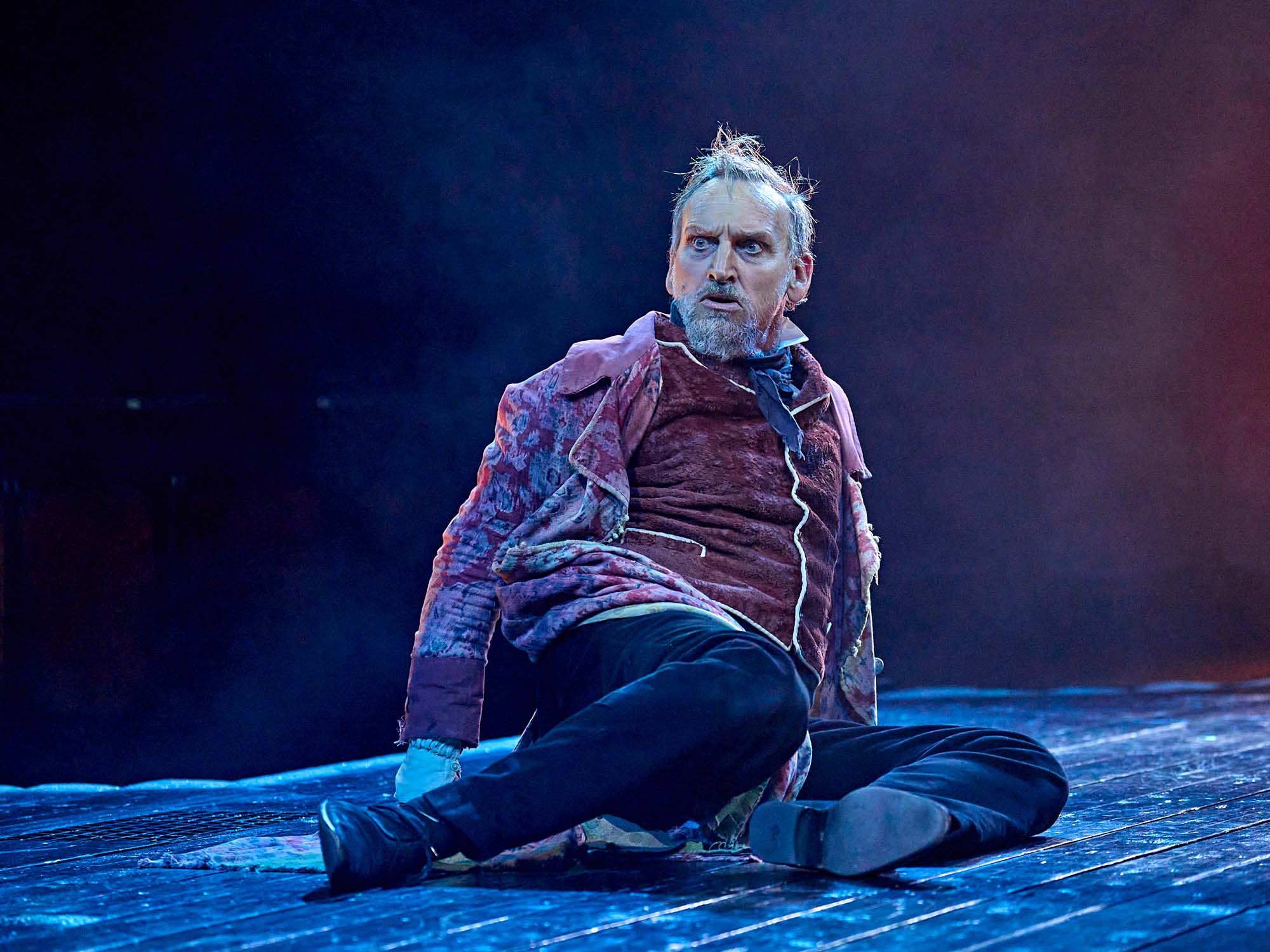 Christopher Eccleston as Ebenezer Scrooge in A Christmas Carol at The Old Vic (2023), photo by Manuel Harlan (2)