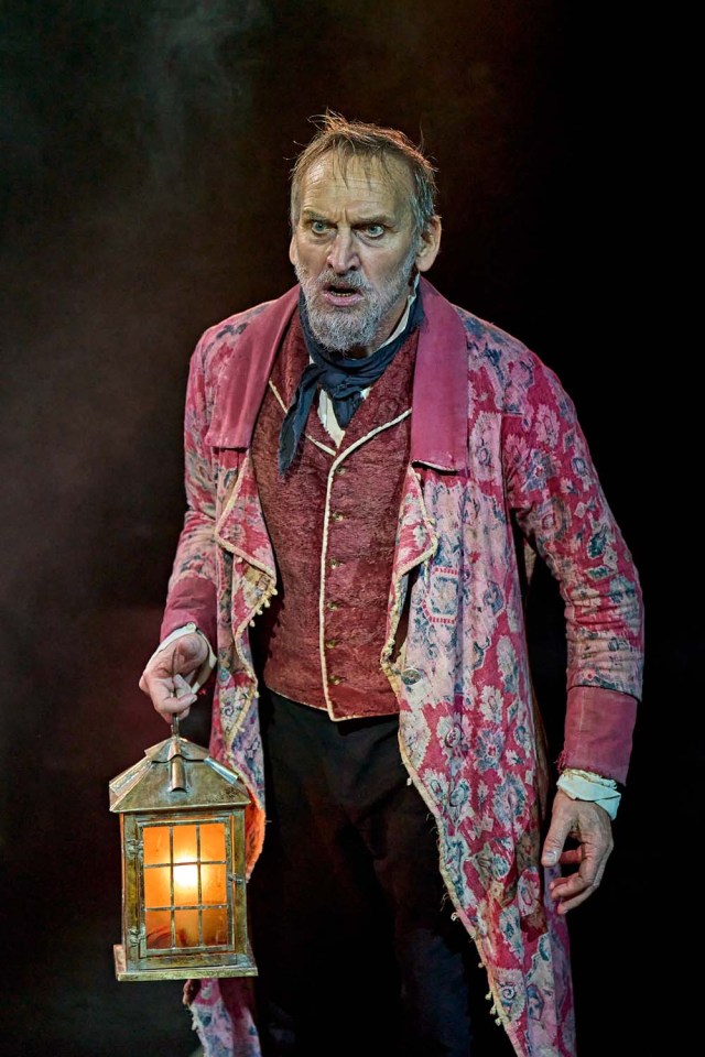 Christopher Eccleston as Ebenezer Scrooge in A Christmas Carol at The Old Vic (2023), photo by Manuel Harlan (5)