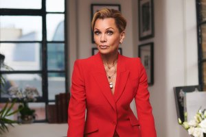 Vanessa Williams to star in The Devil Wears Prada musical