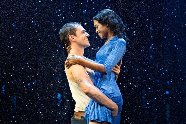 Ryan Vasquez and Joy Woods star in The Notebook on Broadway.(© Julieta Cervantes)