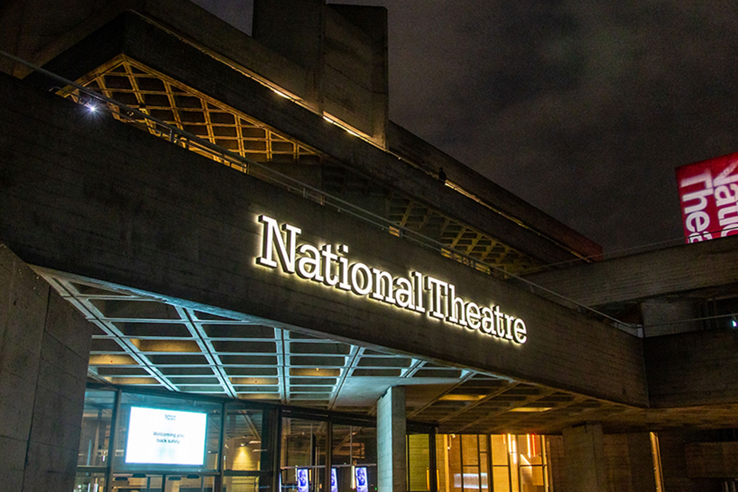 National Theatre, © Cameron Slater