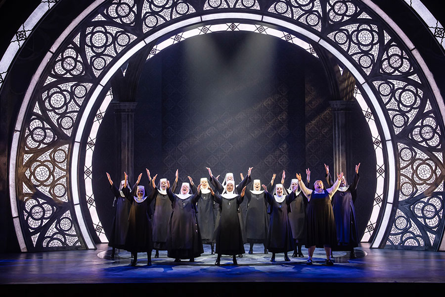 The cast of Sister Act, © Johan Persson