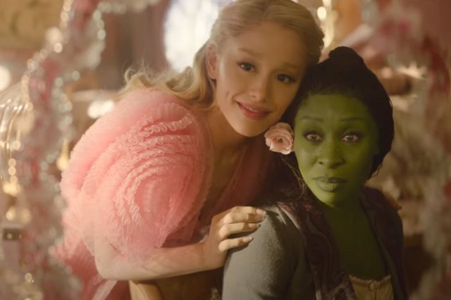 Ariana Grande and Cynthia Erivo