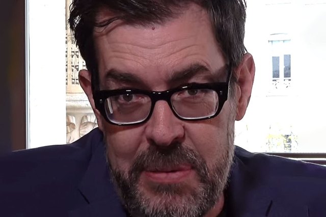 Richard Osman, © librairie mollat, CC BY 3.0 <https://creativecommons.org/licenses/by/3.0>, via Wikimedia Commons