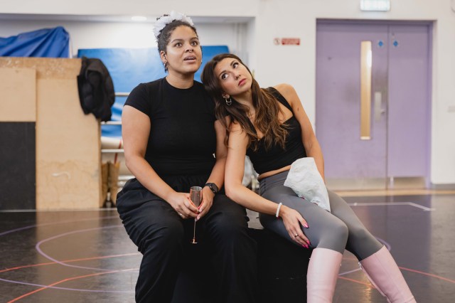 Renée Lamb and Zizi Strallen, © Mark Senior