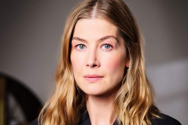 Headshot of Rosamund Pike