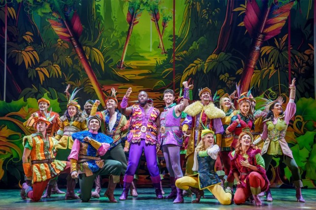 Tosh Wanogho-Maud and Charlie Stemp with the cast of Robin Hood, © Paul Coltas